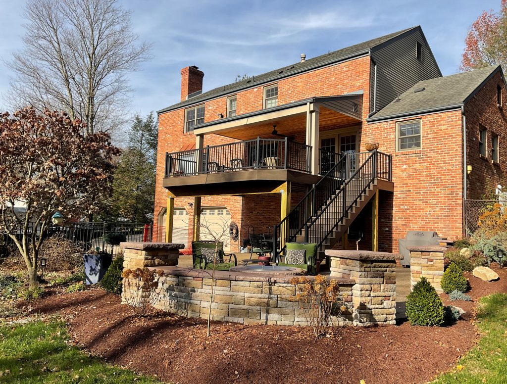TimberTech Legacy remodeled deck with Pecan decking and Mocha border in McMurray, PA